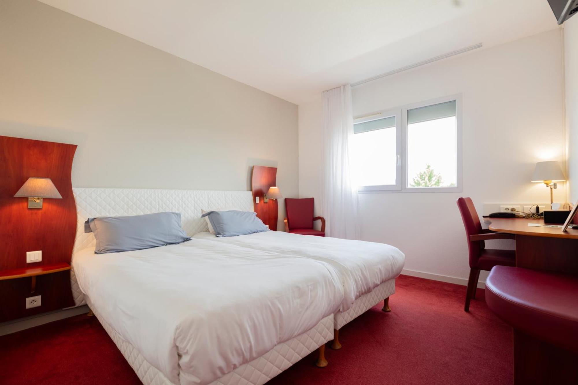 Artemis Hotel Brioude Zimmer foto